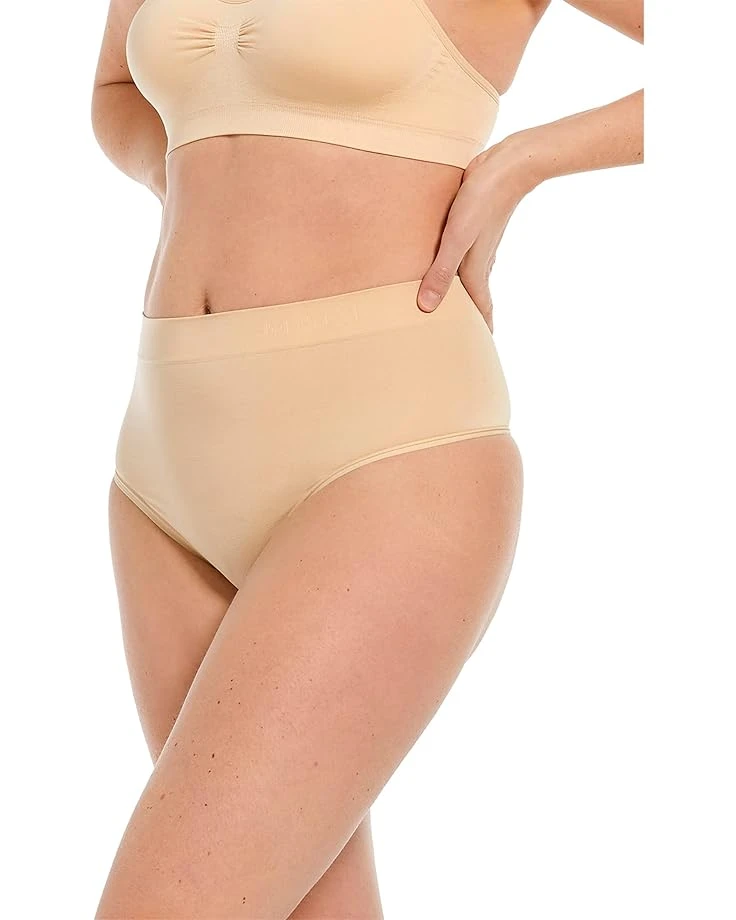 MAGIC Bodyfashion Comfort Shaping Thong 1 MAGIC Bodyfashion Comfort Shaping Thong